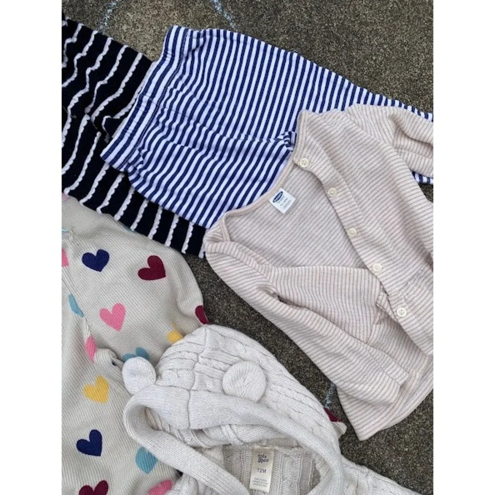 Baby Girl Clothes Lot‎ Nike Old Navy Gap Cardigans Leggings Sleeper 12M 18M - Picture 7 of 8